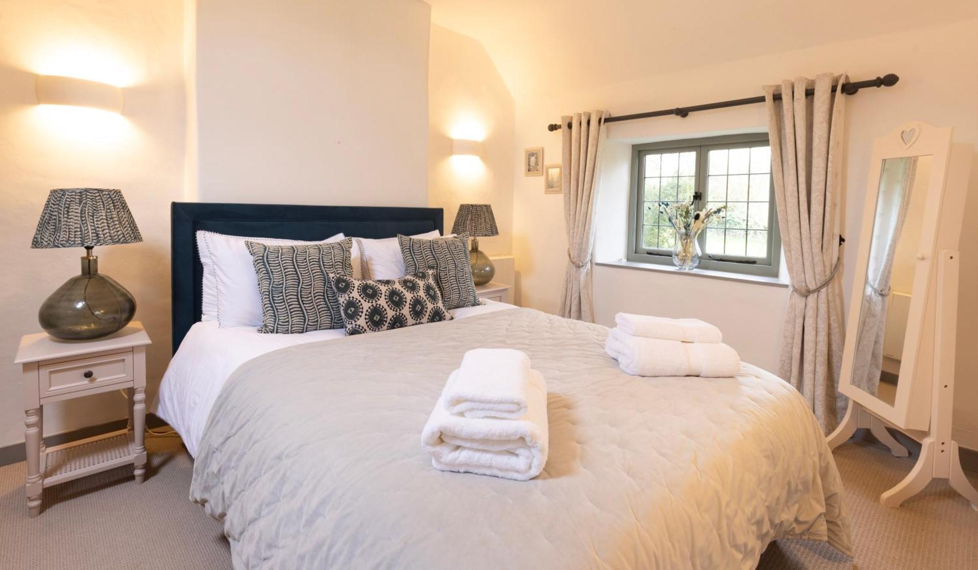 Cotswold Cottage With Hot Tub Bledington Luaran gambar